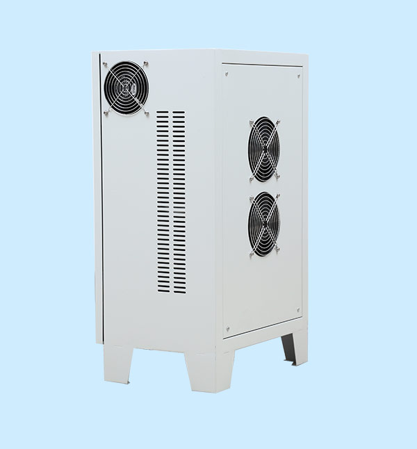 15-80Kw電磁加熱控制柜2.jpg 15-80Kw電磁加熱控制柜2.jpg