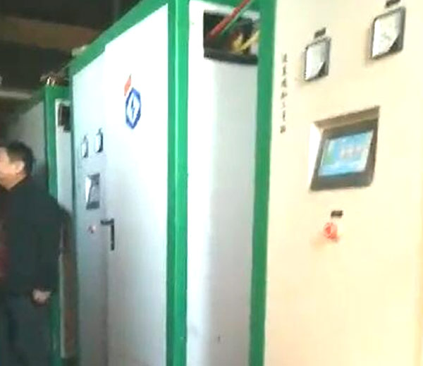 某師范大學720千瓦電磁采暖爐運行現(xiàn)場